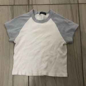 Brandy Melville t-shirt